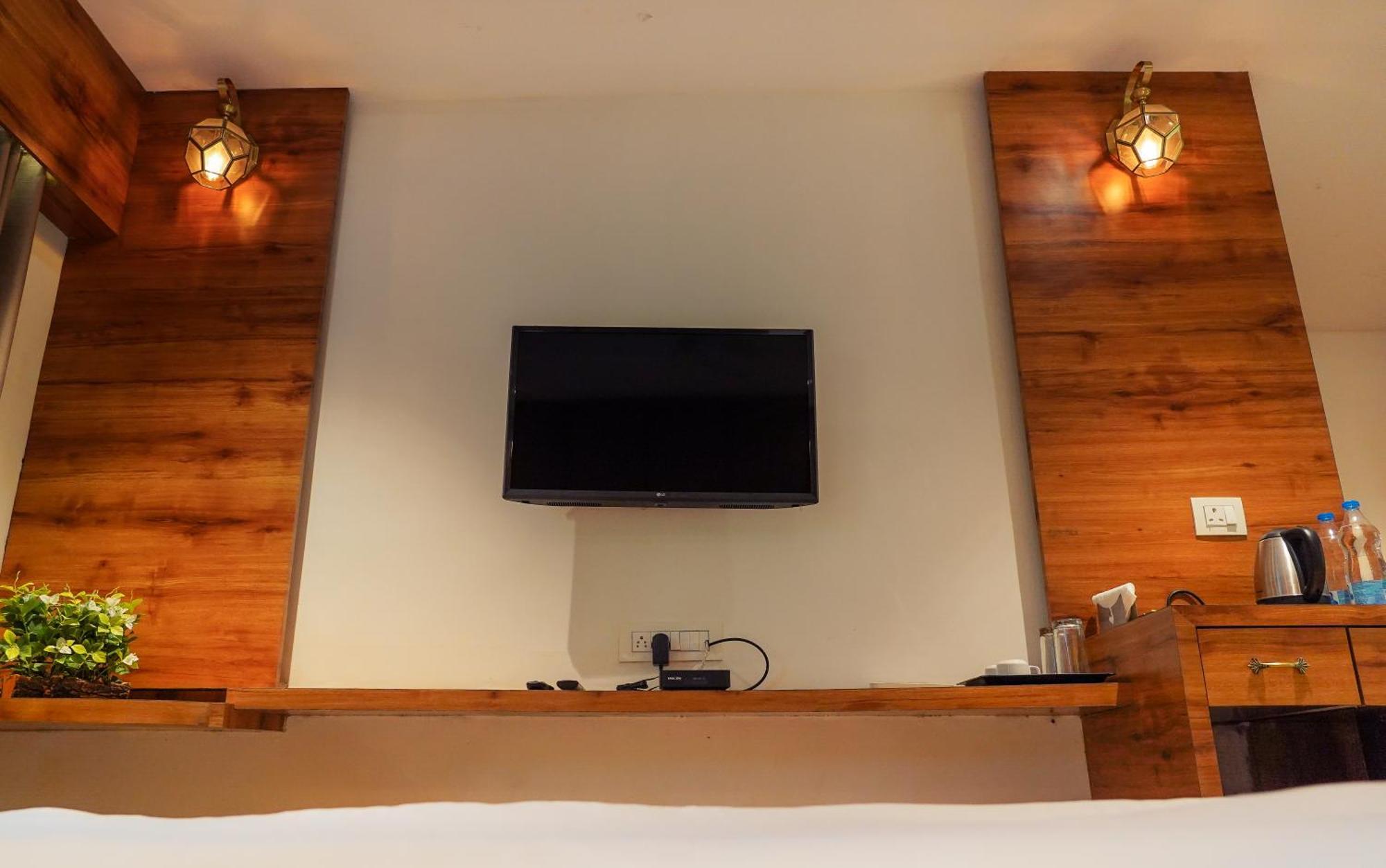 Whispering Peepul Resort Badlapur Εξωτερικό φωτογραφία