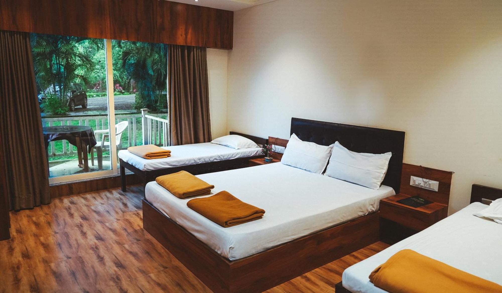 Whispering Peepul Resort Badlapur Εξωτερικό φωτογραφία