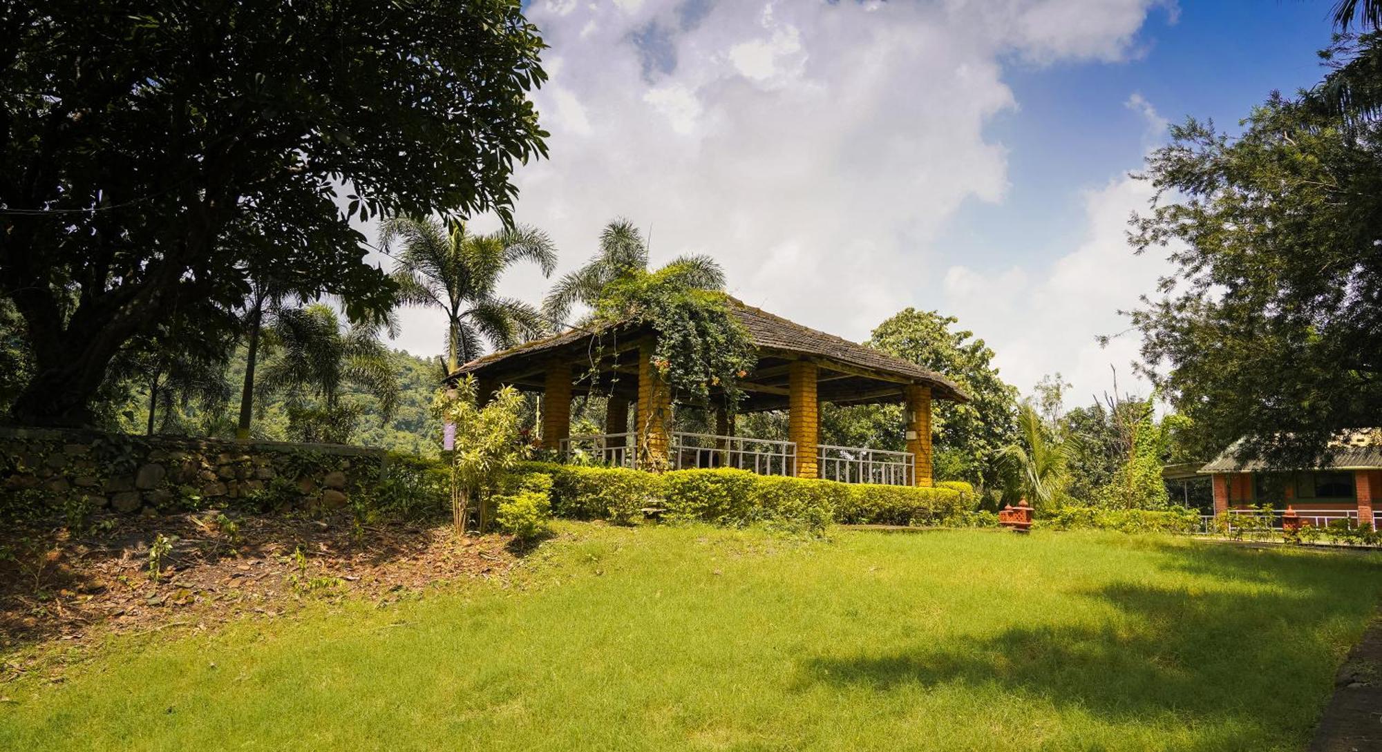 Whispering Peepul Resort Badlapur Εξωτερικό φωτογραφία