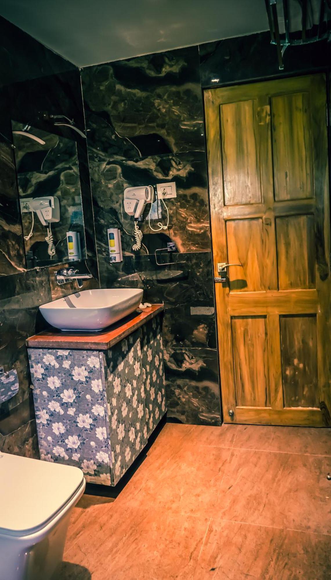 Whispering Peepul Resort Badlapur Εξωτερικό φωτογραφία