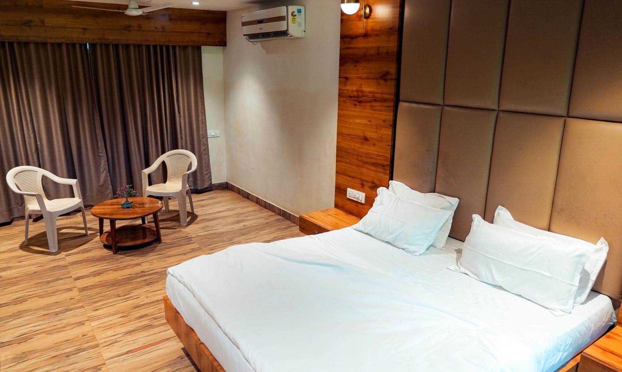 Whispering Peepul Resort Badlapur Εξωτερικό φωτογραφία